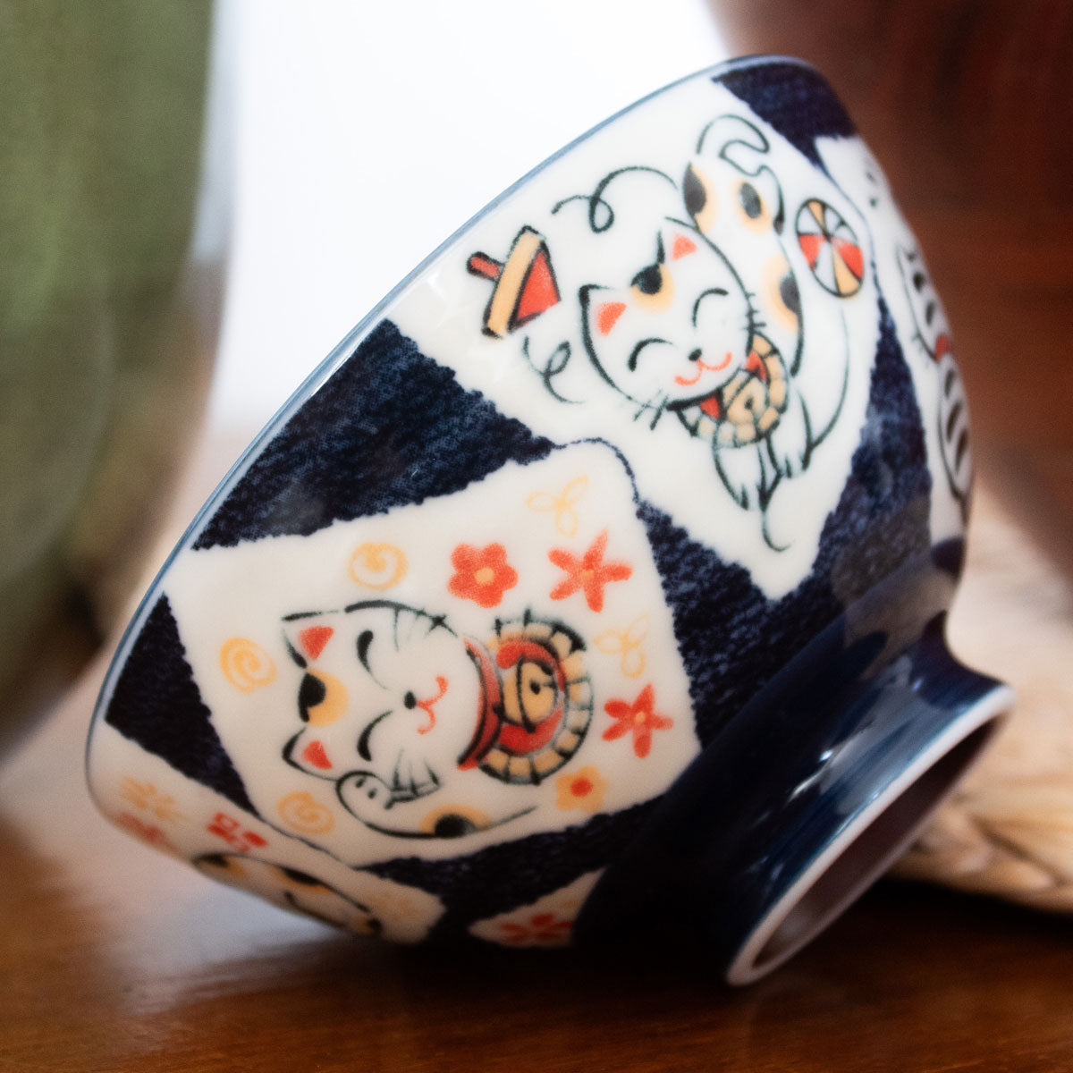 Ciotola Maneki Neko in Porcellana – Portafortuna Giapponese